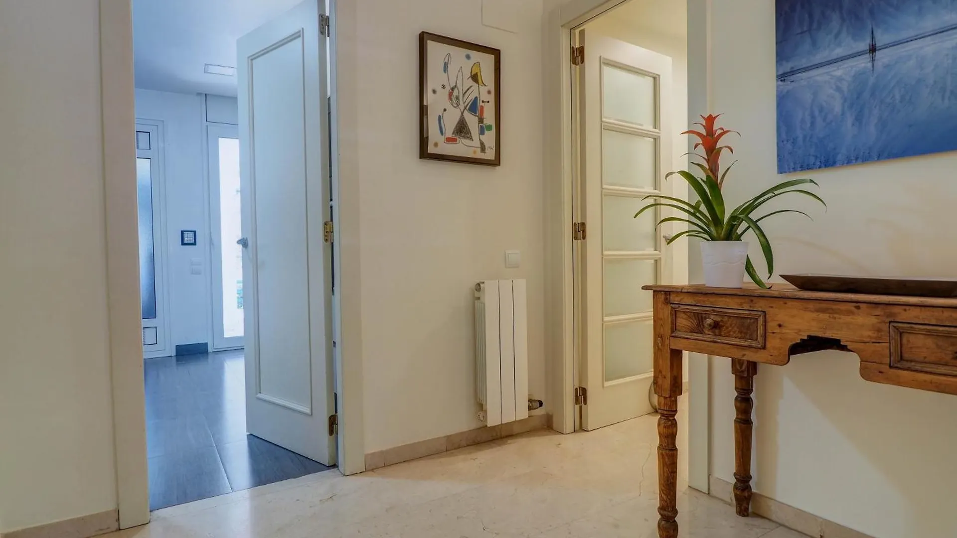 Luxury Seaview Apartment By Hello Homes Sitges